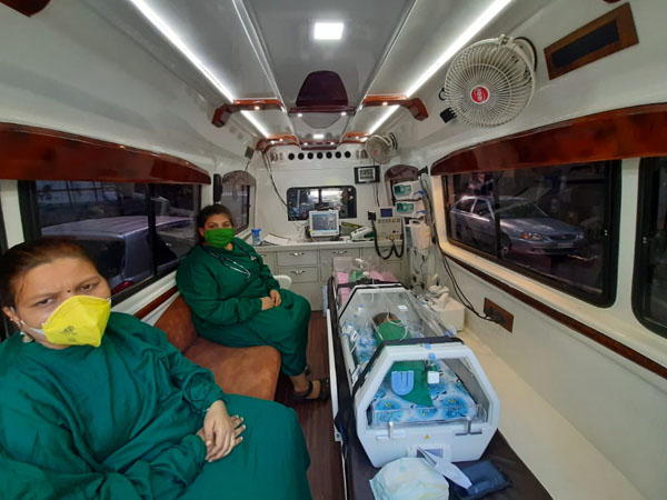 Road ambulance photo 5